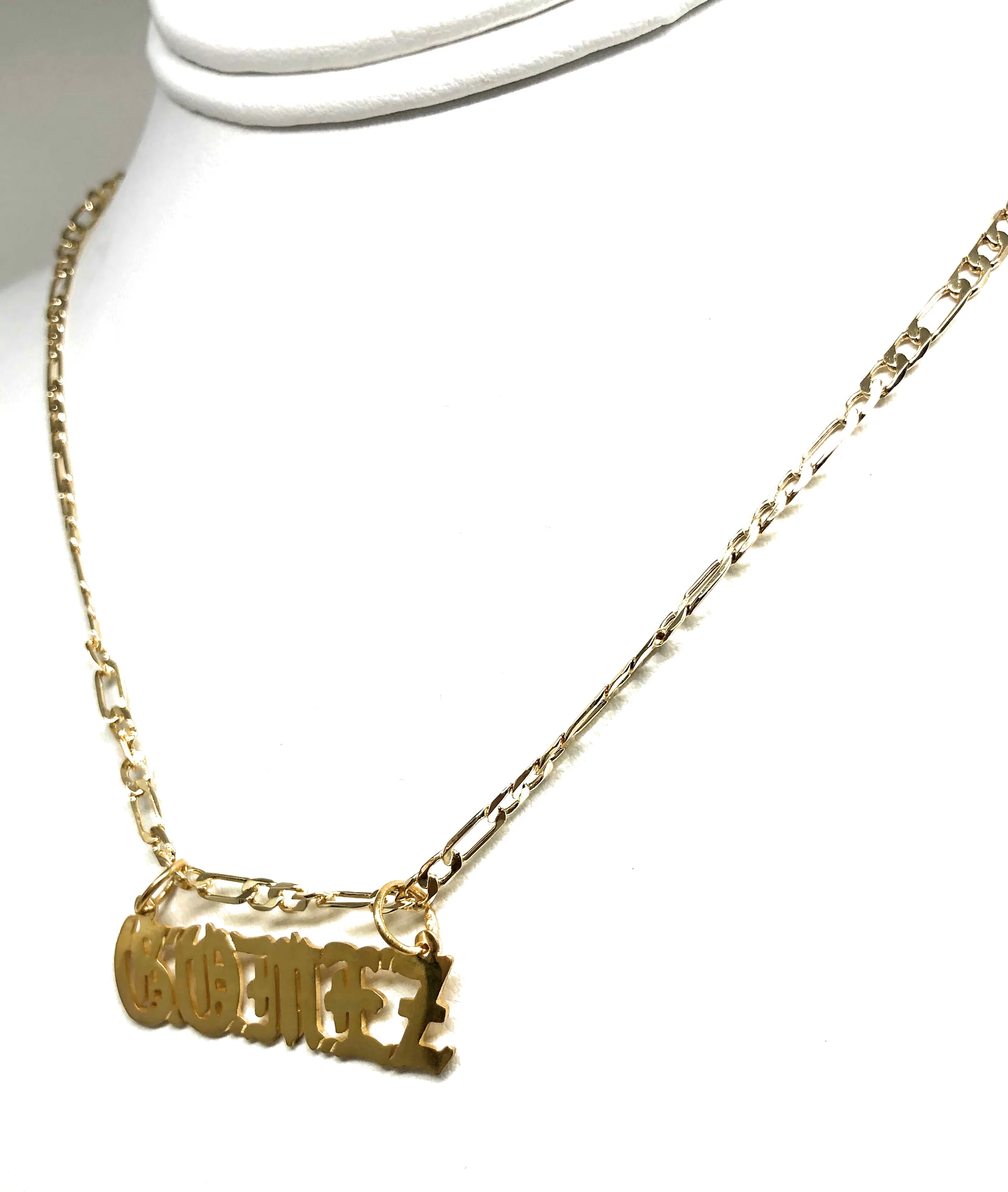 Gold Plated Silver CUSTOMIZED OLD ENGLISH Nameplate Necklace With Chain - Image 7