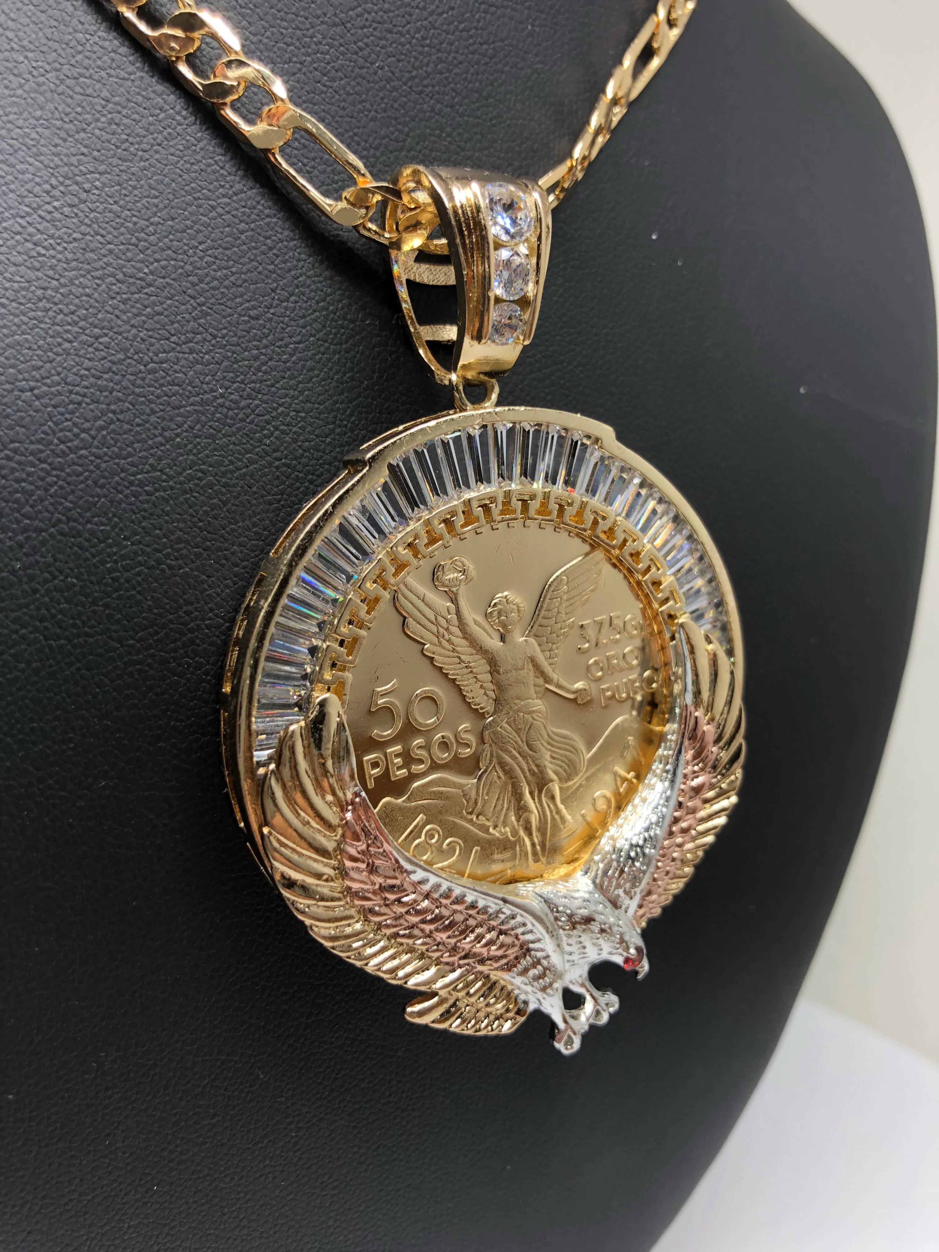 Gold Plated Tri-Color Mexican Coin Centenario Mexicano con Aguila Replica Oro Laminado Con Cadena Figaro 26" 5mm - Image 5