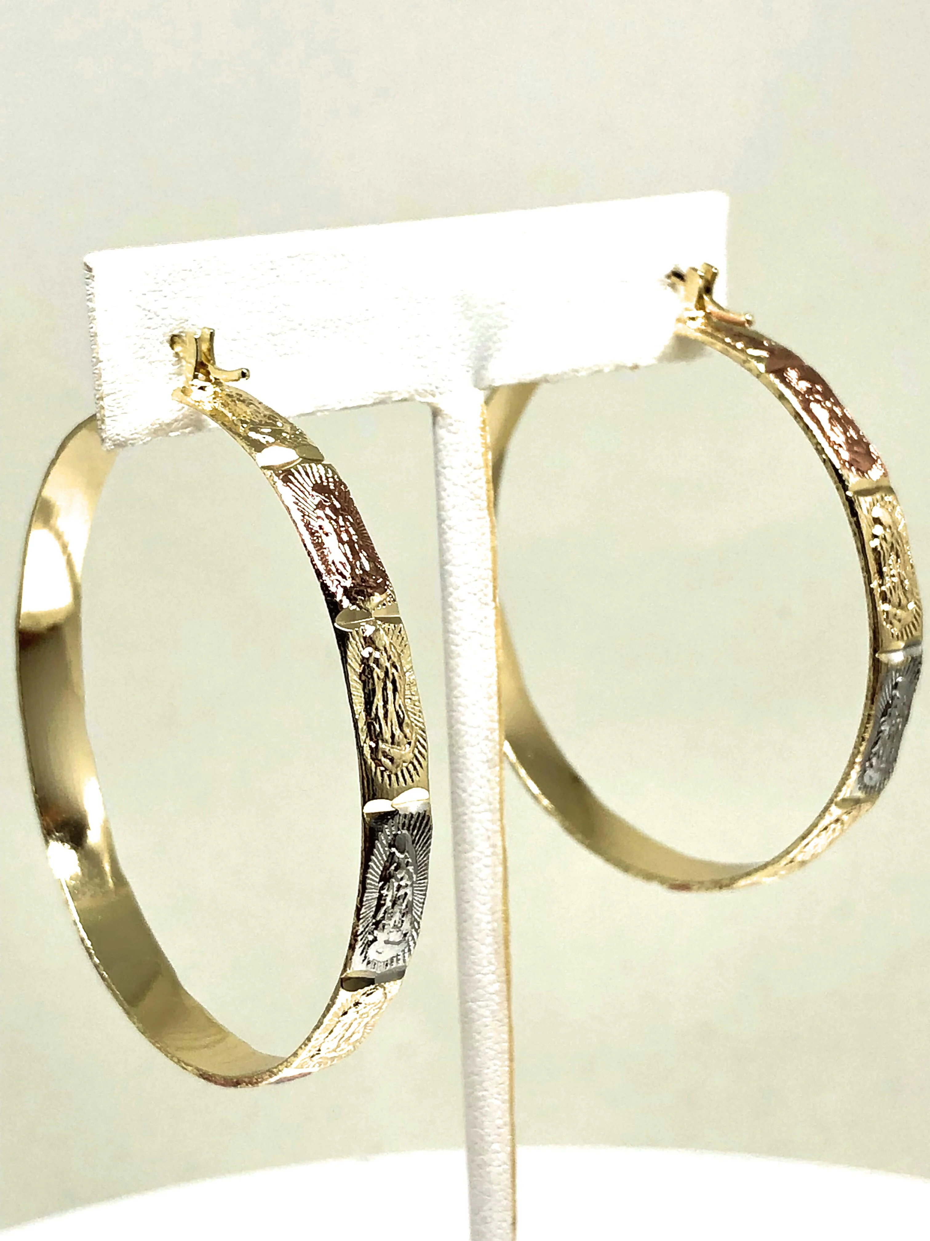 Gold Plated Tri-Color Virgin Mary Hoop Earrings Aretes Arracada Tres Colores - Image 6