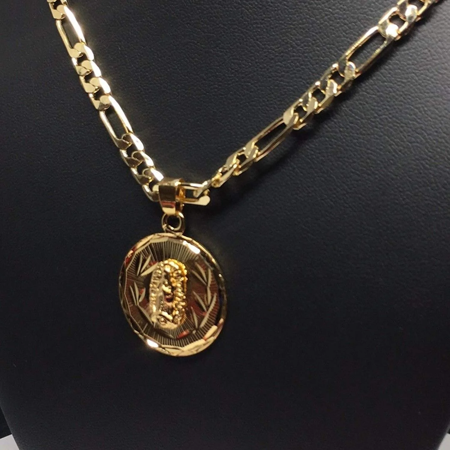 Gold Plated Virgin Mary Pendant Necklace Figaro 26" Virgen De Guadalupe Medalla Oro Laminado - Image 6