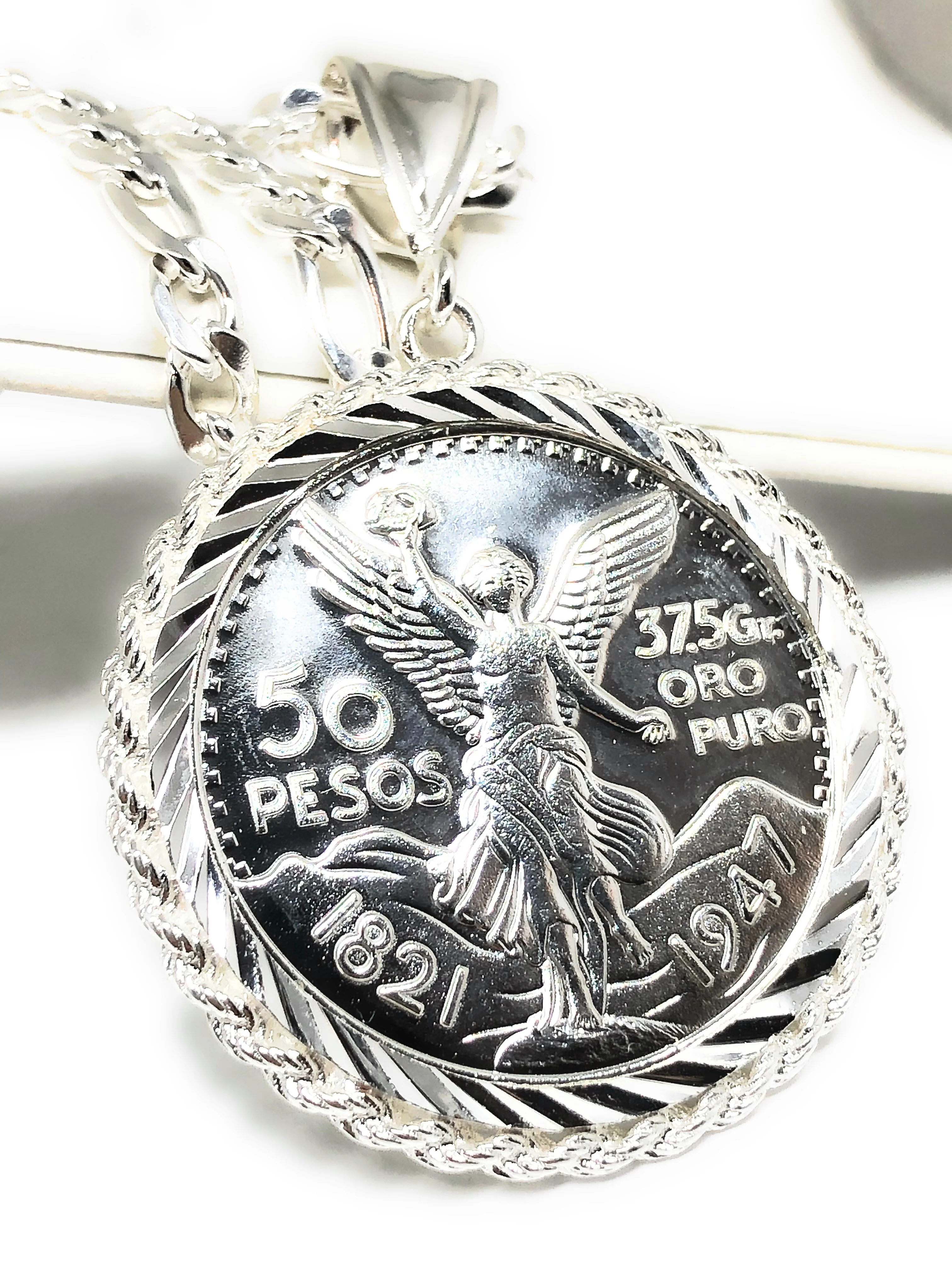 Gold Plated White Mexican Coin Centenario Mexicano Moneda 50 Pesos Pendant Chain 26"